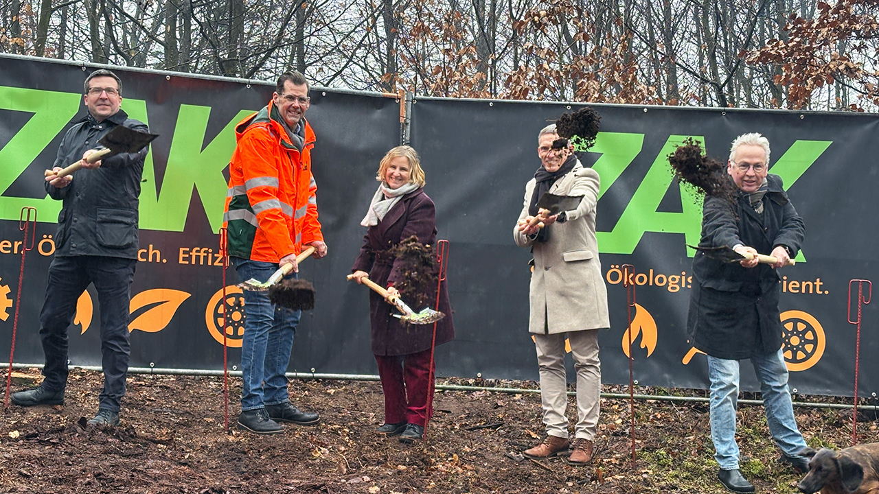 1. Spatenstich für die neue Windenergieanlage am Standort der Zentralen Abfallwirtschaft Kaiserslautern (ZAK)