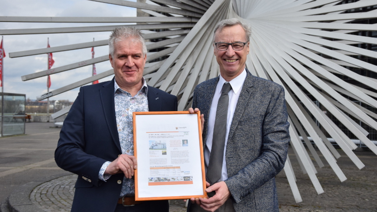 Umweltstaatssekretär Dr. Thomas Griese und Volker Weiss, technischer Leiter der Sander Holding GmbH  Co. KG