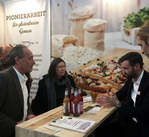 Umweltministerin Höfken unterwegs auf der Biofach