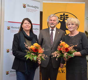 Umweltministerin Ulrike Höfken, die zur Ökologia 2017 ernannt wurde, ihre Vorgängerin Beate Jessel, Präsidentin des Bundesamtes für Naturschutz, und Hans-Joachim Ritter, Vorsitzender der Stiftung für Ökologie und Demokratie.