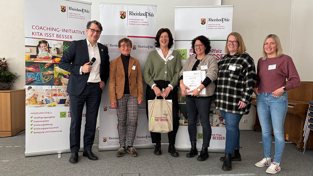 Michael Hauer: „Frühe Ernährungsbildung stellt Weichen für ein gesundes Aufwachsen von Kindern“ Michael Hauer: „Frühe Ernährungsbildung stellt Weichen für ein gesundes Aufwachsen von Kindern“