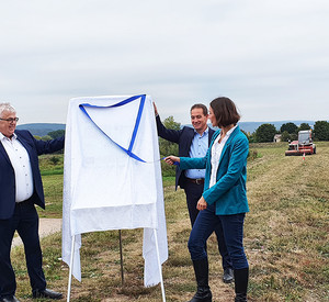 Eröffnung des ertüchtigten Nahedeichs in Grolsheim