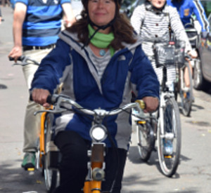 Umweltministerin Höfken bei ihrer Radtour durch Mainz
