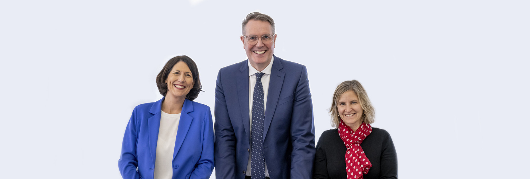 Wirtschaftsministerin Daniela Schmitt, Ministerpräsident Alexander Schweitzer und Klimaschutzministerin Katrin Eder 