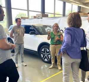 Klimaschutzministerin Katrin Eder besucht das Mainzer Unternehmen Ambibox