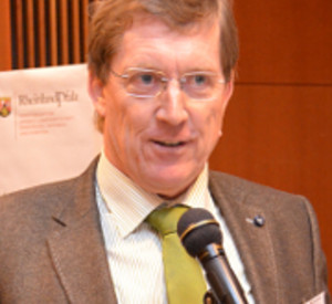 Eberhard Hartelt