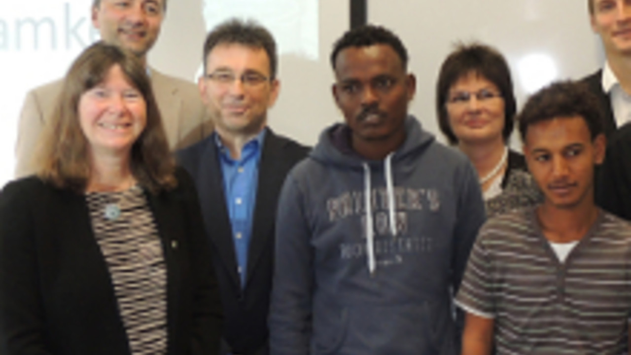 Umweltministerin Höfken besucht das Pilotprojekt in Landau Umweltministerin Höfken besucht das Pilotprojekt in Landau