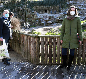 Staatsministerin Anne Spiegel beim Zoo-Besuch in Landau