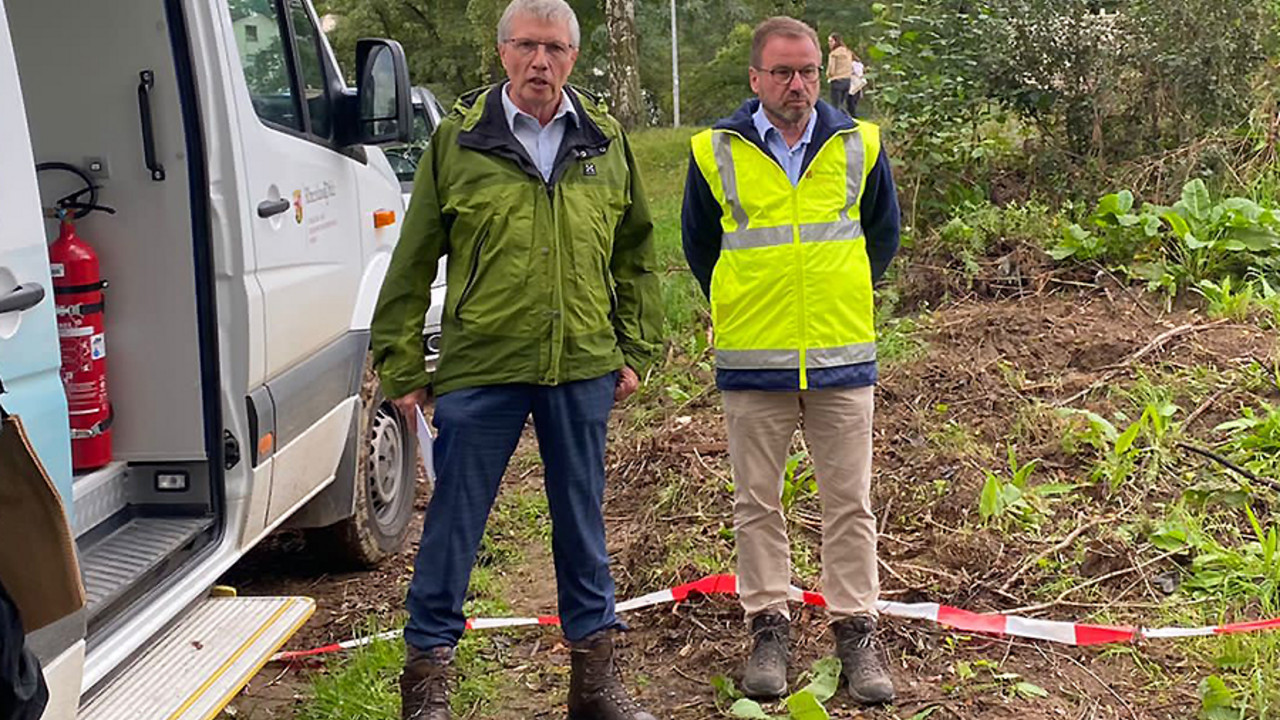 Umweltstaatssekretär Erwin Manz und der Präsident der SGD Nord Wolfgang Treis