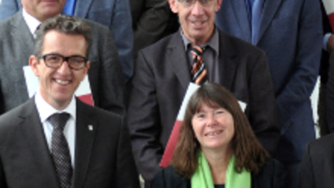 Umweltministerin Höfken nach Überreichung der Förderbescheide. Foto Kreisverwaltung Bitburg-Prüm Umweltministerin Höfken nach Überreichung der Förderbescheide. Foto Kreisverwaltung Bitburg-Prüm