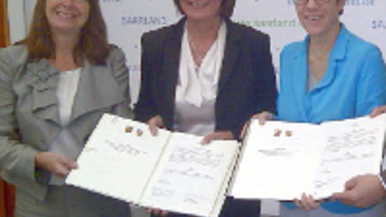 Ulrike Höfken, Malu Dreyer und Annegret Kramp-Karrenbauer (von links nach rechts) Ulrike Höfken, Malu Dreyer und Annegret Kramp-Karrenbauer (von links nach rechts)