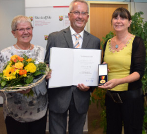 Umweltministerin Ulrike Höfken mit Gerhard und Anne Frink