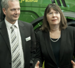 Landwirtschaftsministerin Ulrike Höfken beim Rundgang auf der IGW.