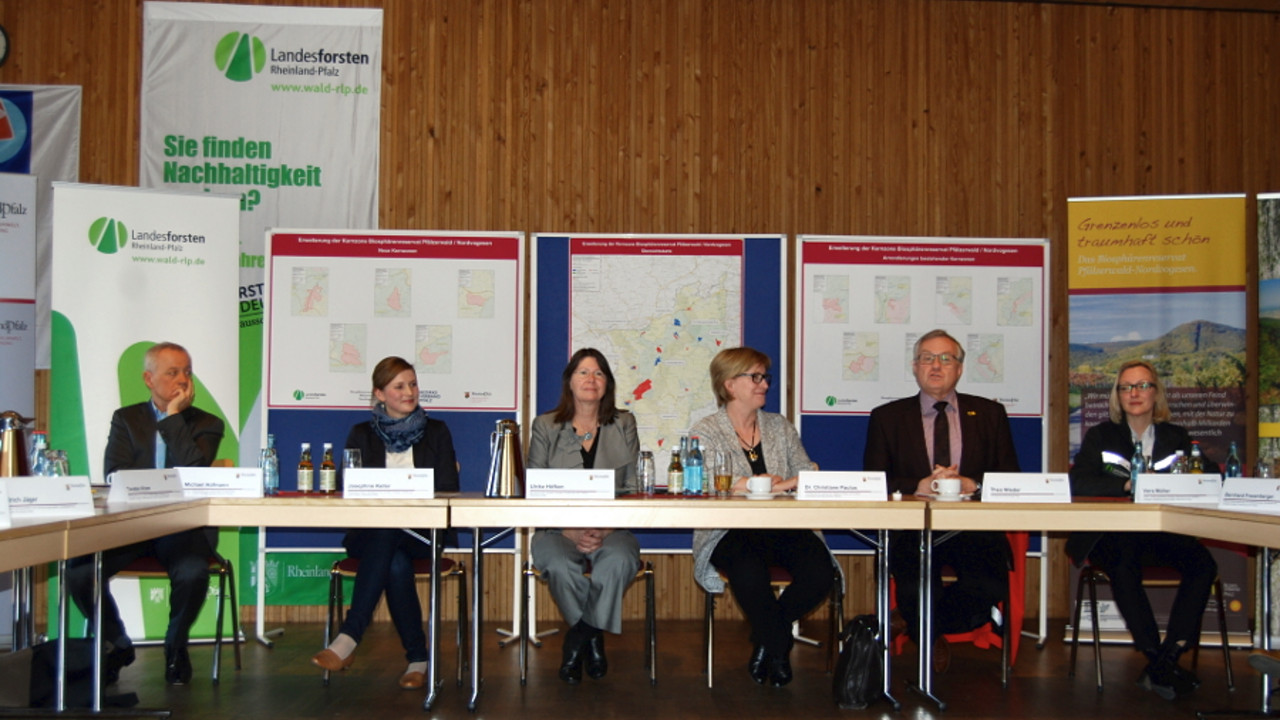 Pressekonferenz mit Ulrike Höfken, Christiane Paulus und Theo Wieder in Johanniskreuz