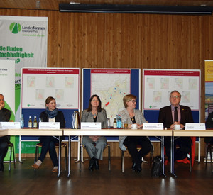 Pressekonferenz mit Ulrike Höfken, Christiane Paulus und Theo Wieder in Johanniskreuz