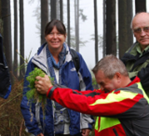 Umweltministerin Höfken auf Sommertour im künftigen Nationalpark