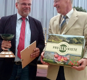 Staatssekretär Thomas Griese beim Besuch des Vetsrodter Prämienmarktes