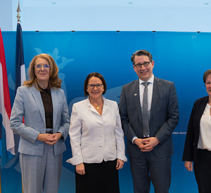 Petra Berg, Yuriko Backes, Michael Hauer und Evelyne Isinger (von links nach rechts)